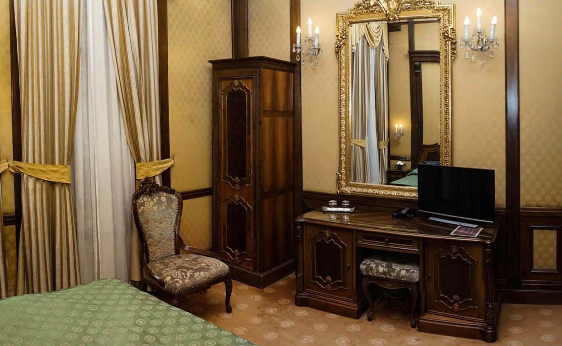 Hotel Casa Capsa Bukares Bagian luar foto