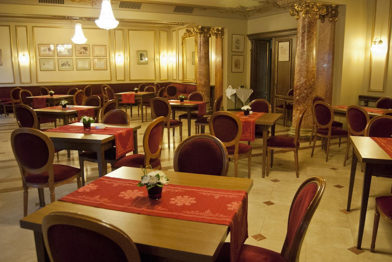 Hotel Casa Capsa Bukares Bagian luar foto